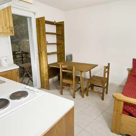 Alba Apartment *